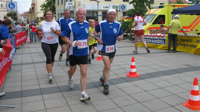 ../Images/BenefizlaufMerseburg2011 (8).jpg